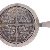 3-piece waffle iron -  base